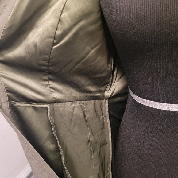 Rachel Parcell Olive Button Down Size S - Picture 5 of 7